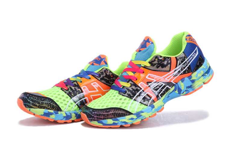 Asics Gel noosa TRI 8  asics chaussures bon marche footlocker